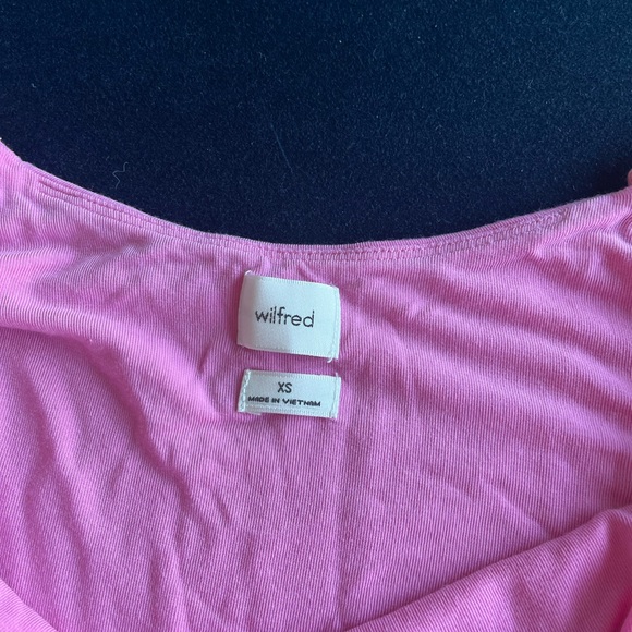 Wilfred pink knit tank, size xsmall - Picture 3 of 6